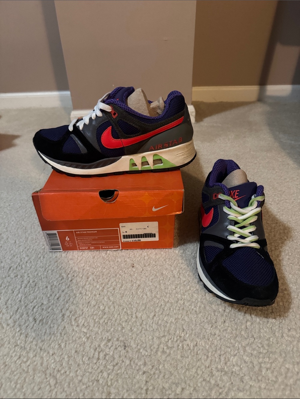 Nike Men’s Air Stab Premium size 6, women’s size 7.5